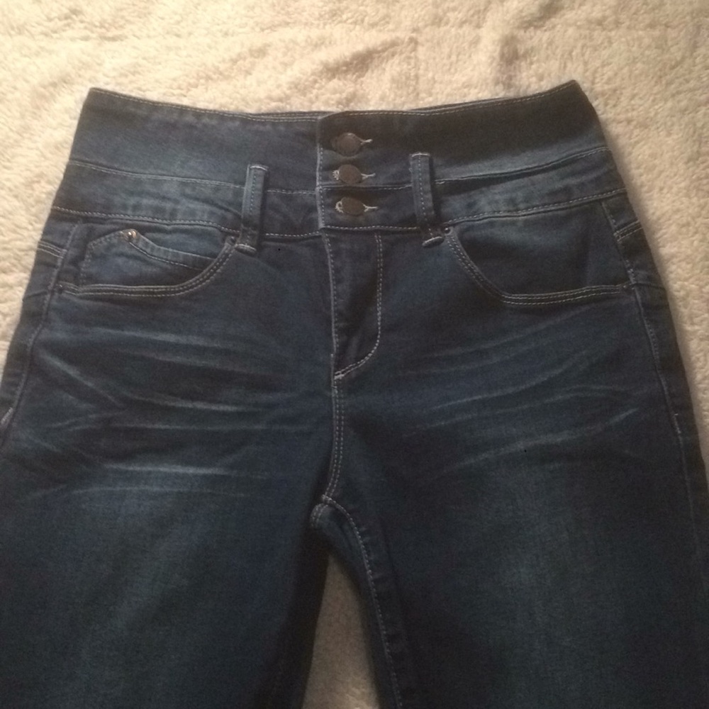 Capris pants - Picture 2 of 4